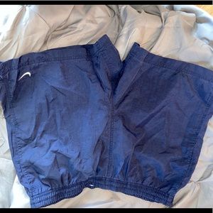VINTAGE NIKE SHORTS